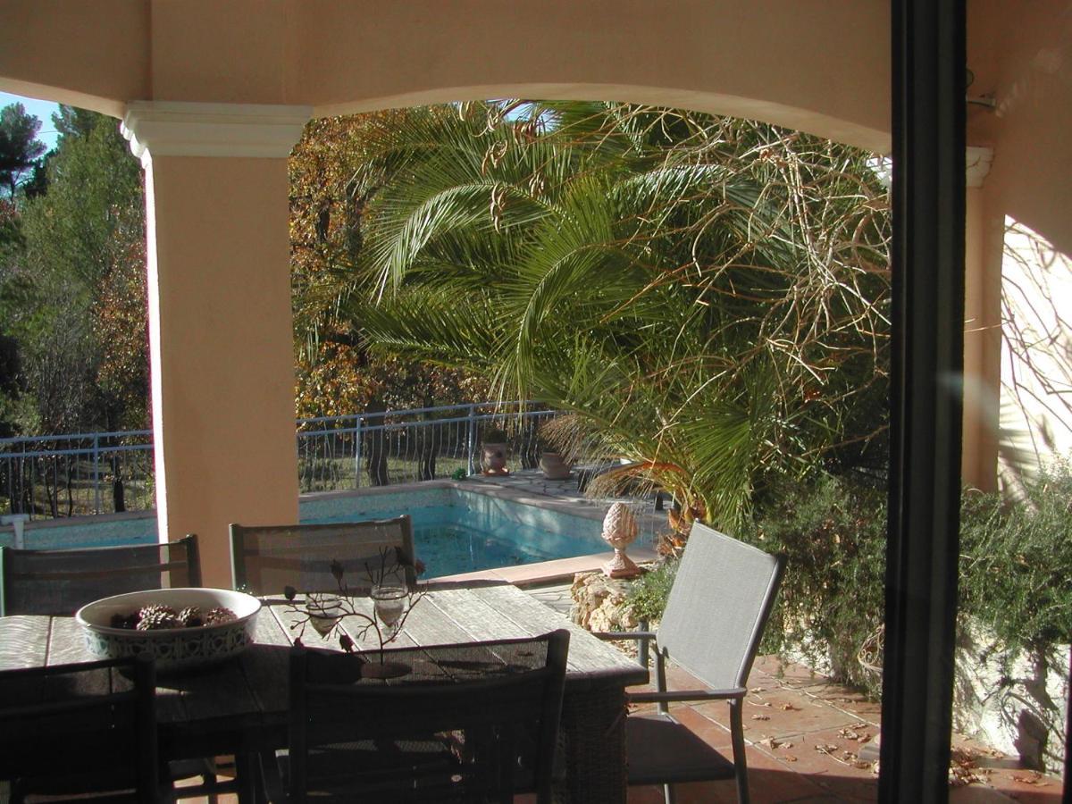 Apartamento Le Patio Tourtour Exterior foto